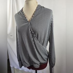 Adrianna Papell black and white striped crop blouse women's M  #1370
